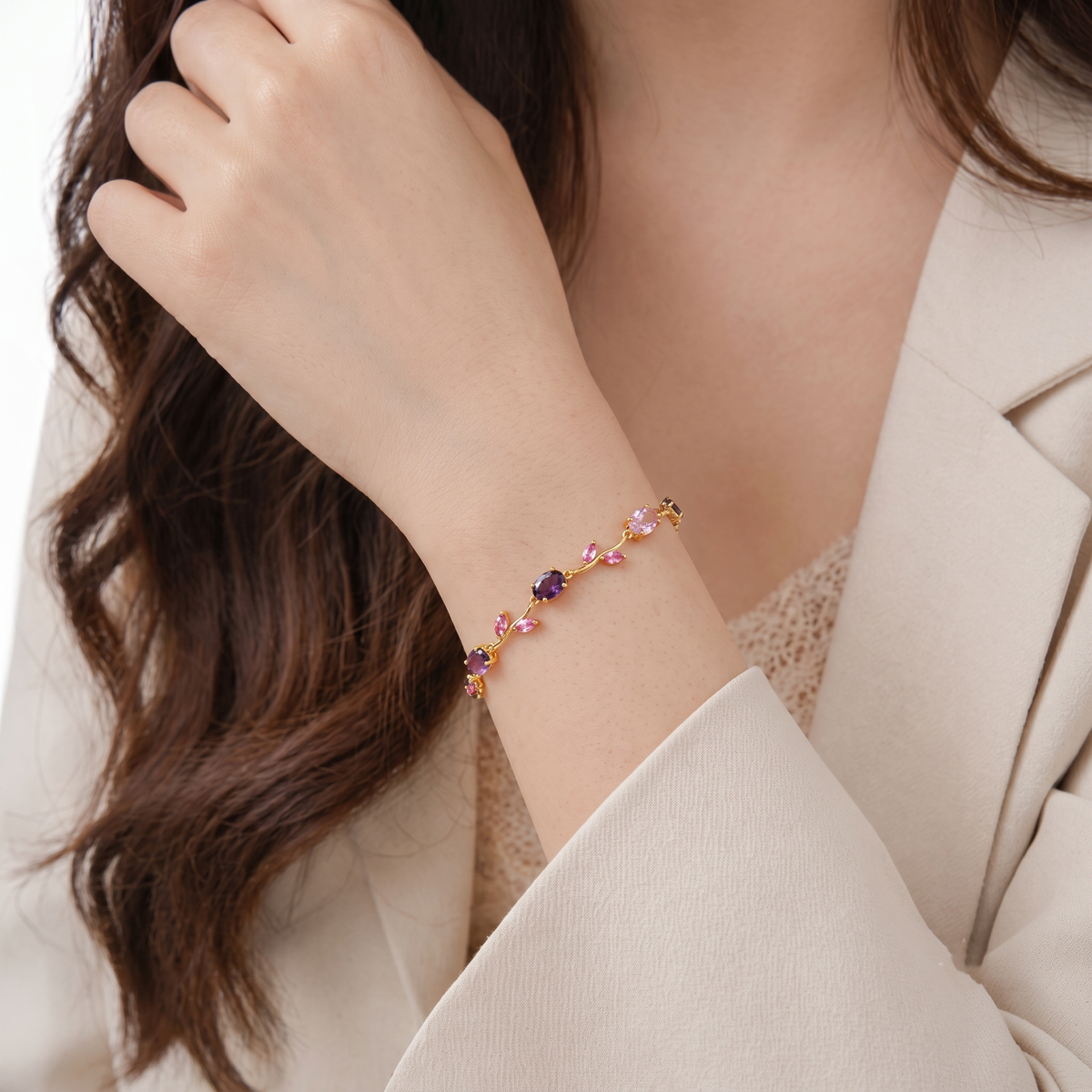 Tulip Bracelet – Elegant Floral Gemstone Jewelry