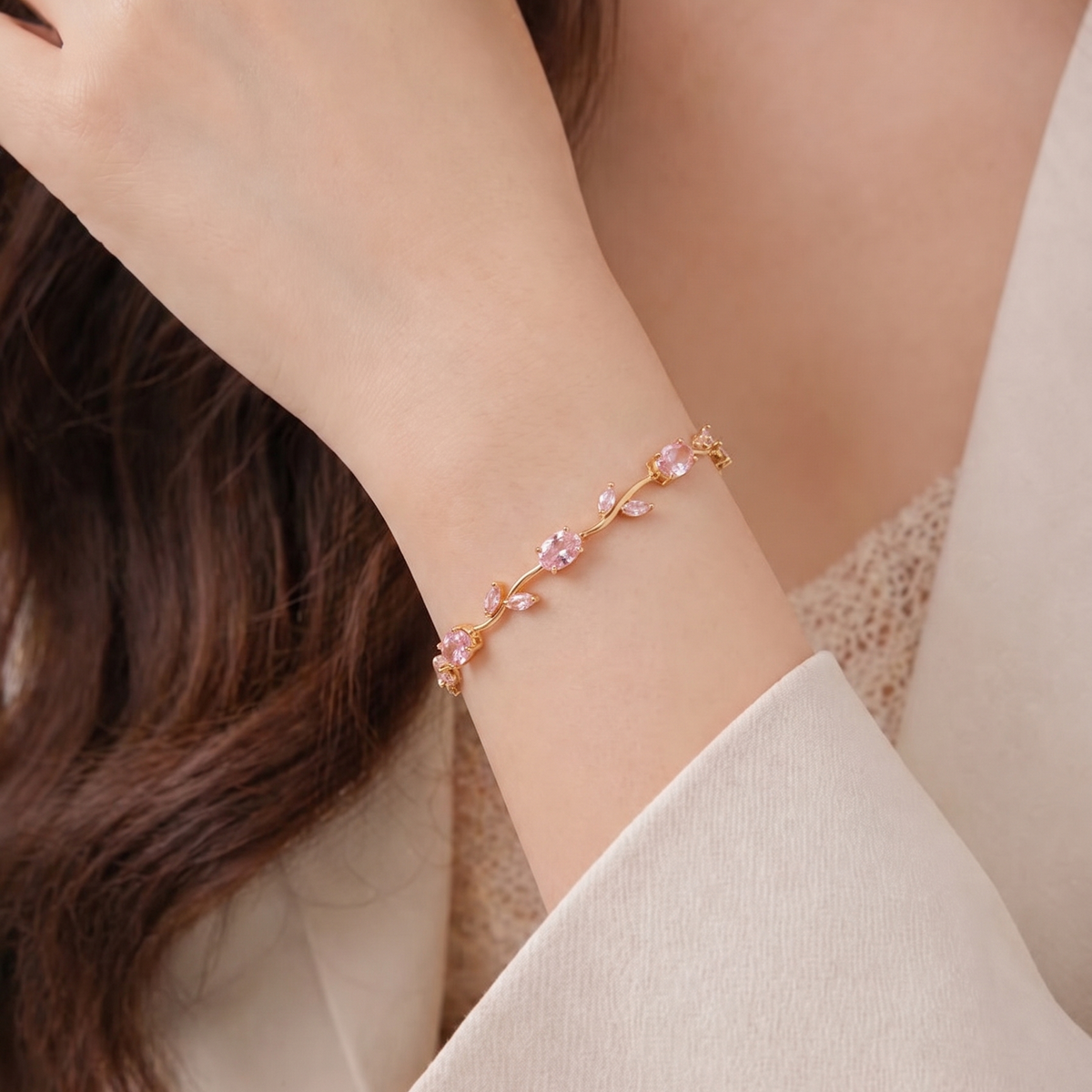 Tulip Bracelet – Elegant Floral Gemstone Jewelry