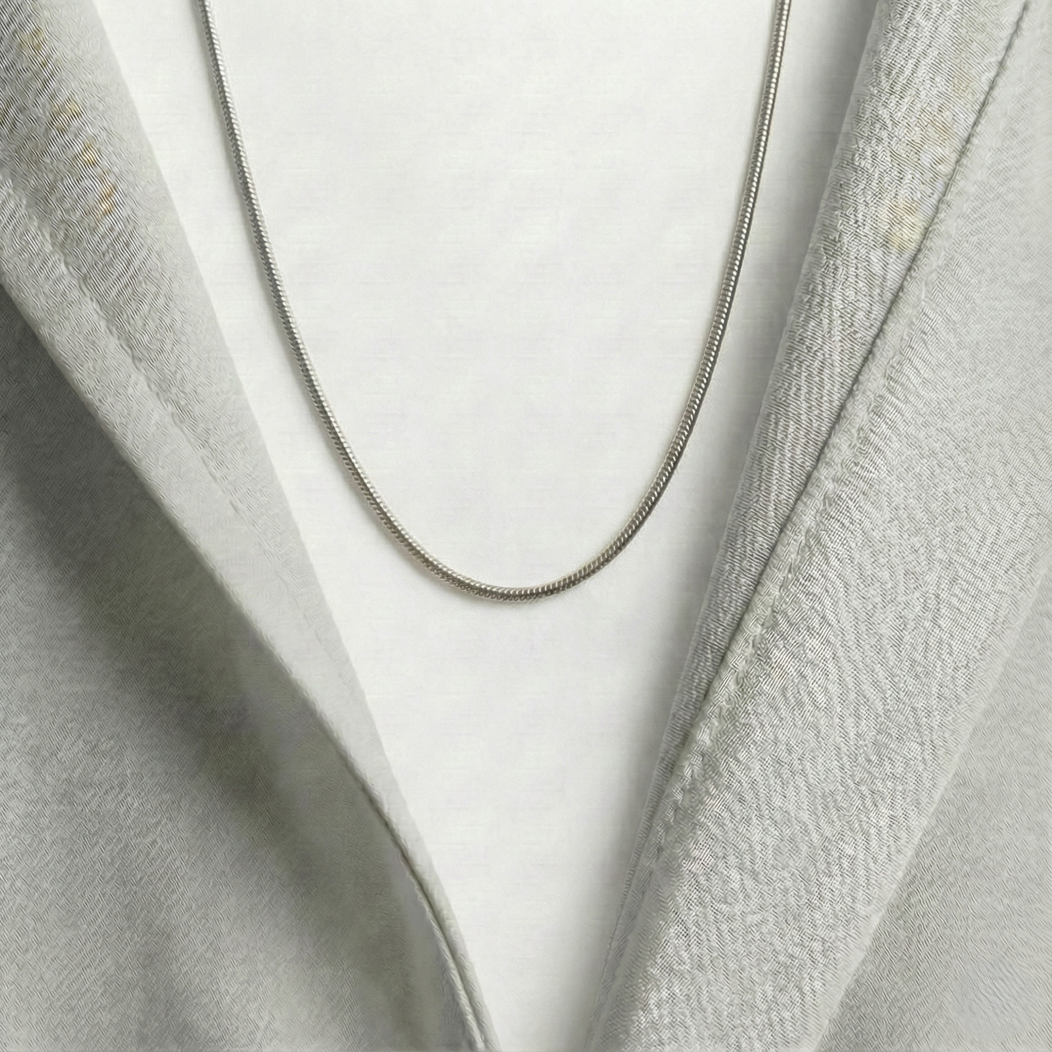 Minimalist Snake Chain (Unisex)