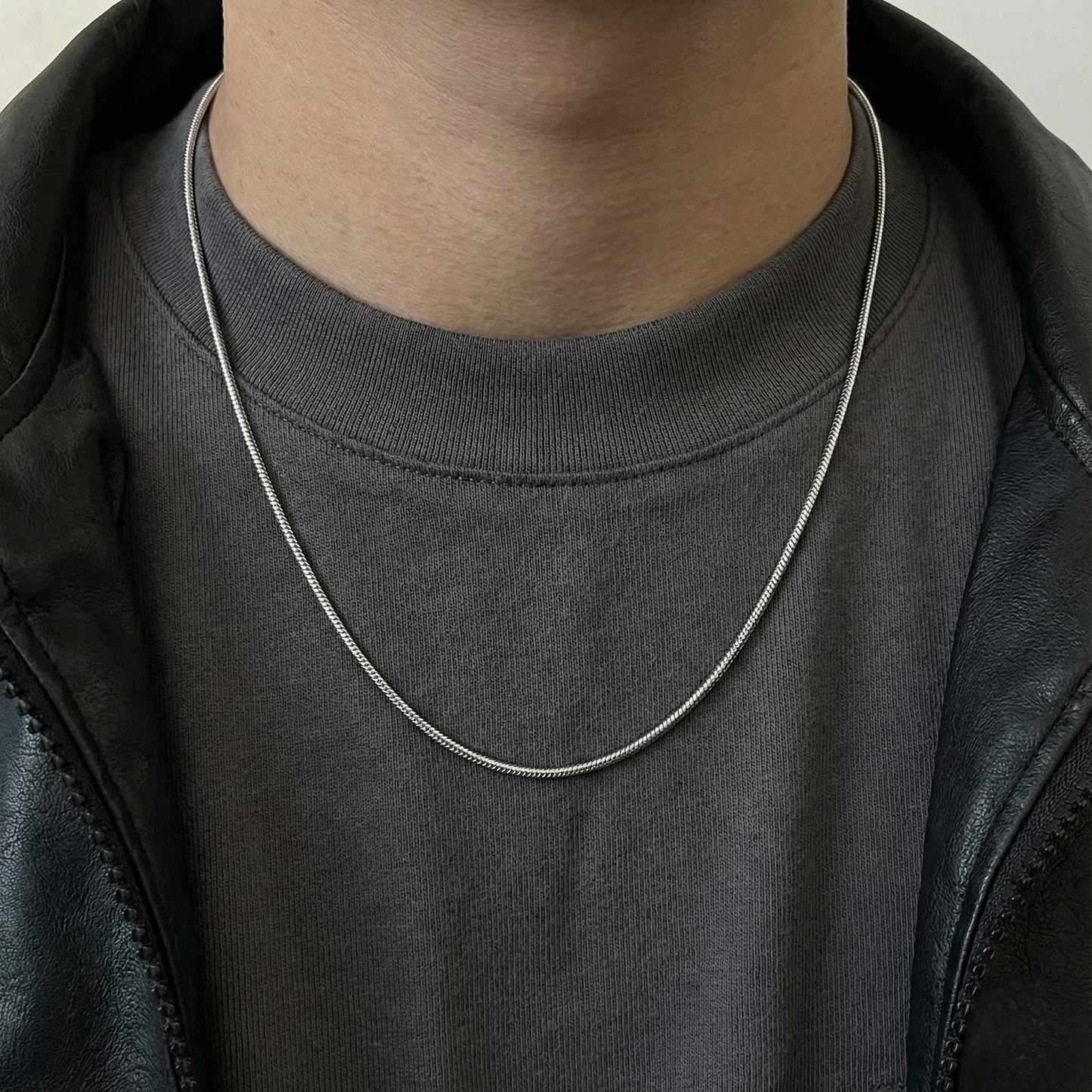 Minimalist Snake Chain (Unisex)