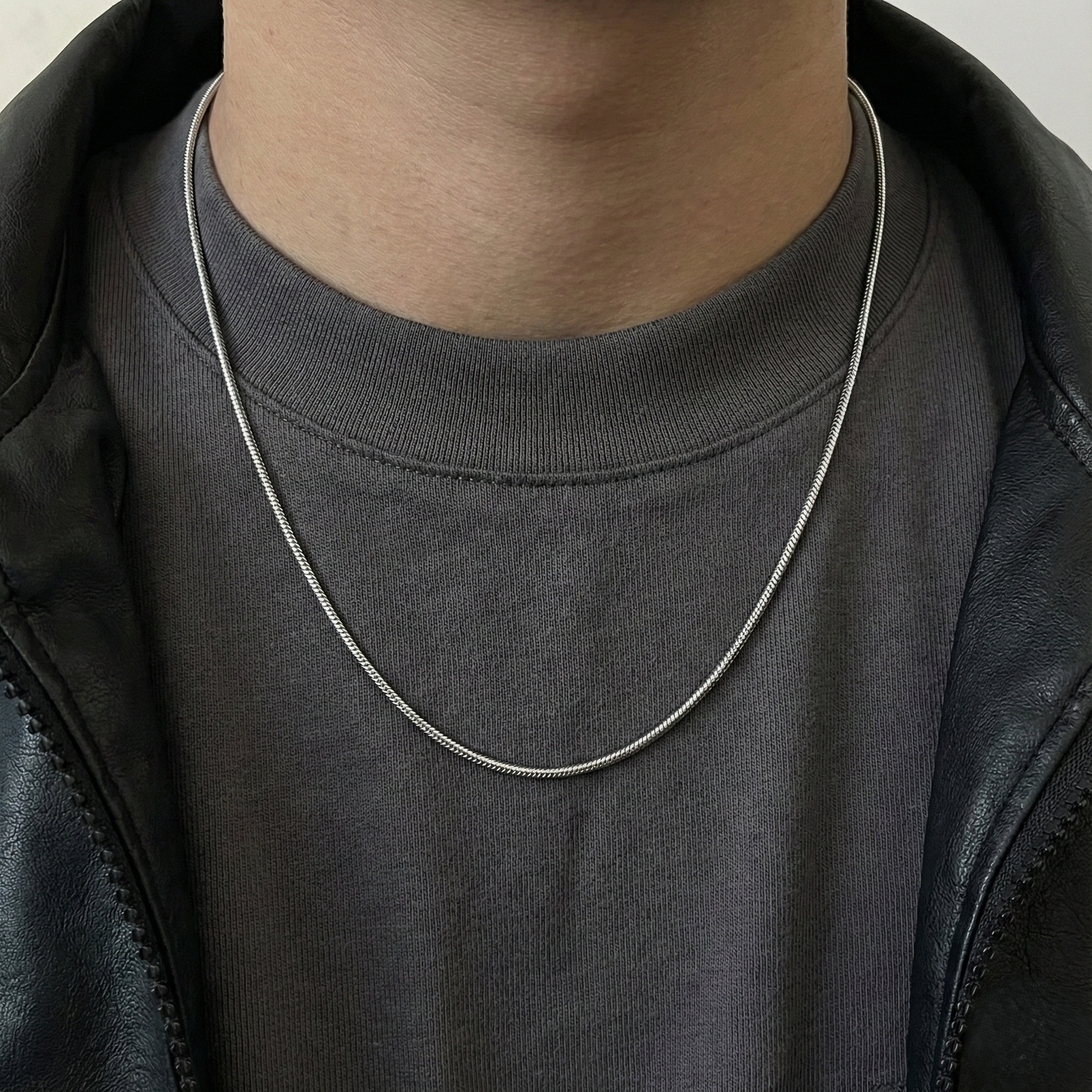 Minimalist Snake Chain (Unisex)